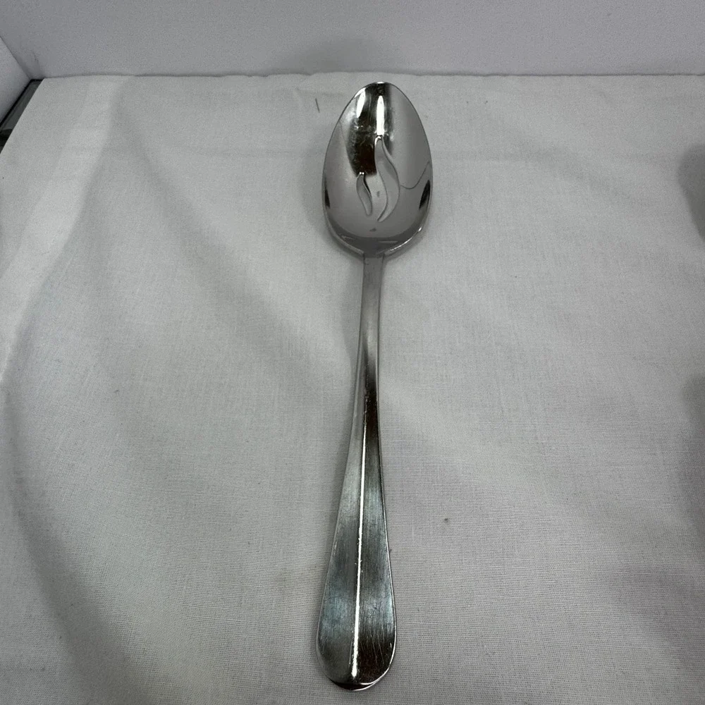 Oneida Crestwood Stainless Steel Flatware Set 18/10 Mirror Finish 7 Pieces
